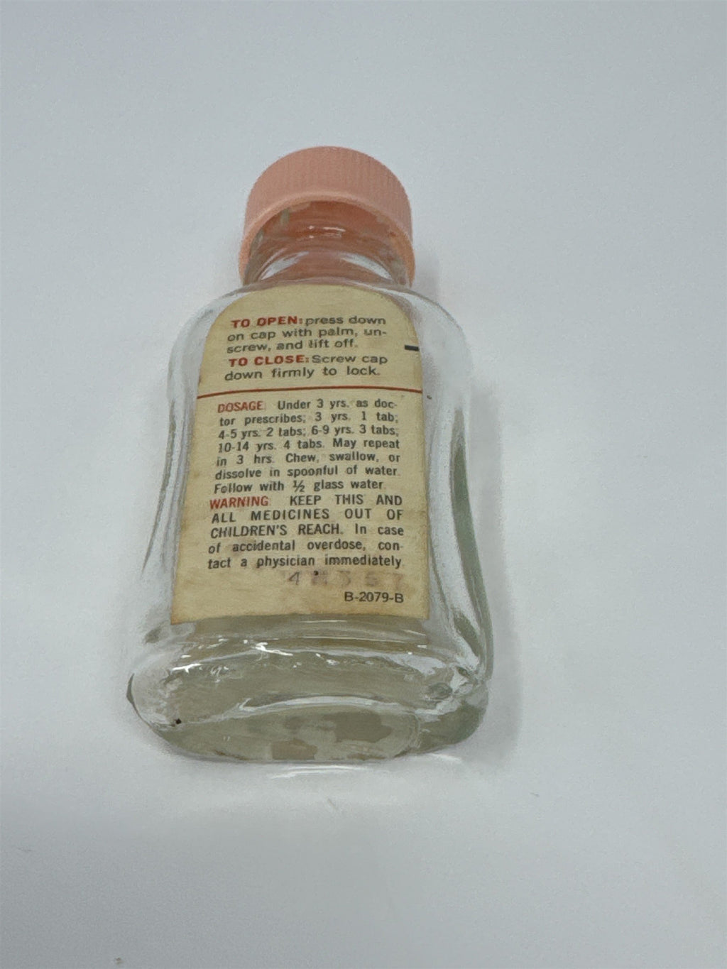 Vtg St. Joseph Aspirin for Children Glass Jar Plastic Lid Medicine Bottle