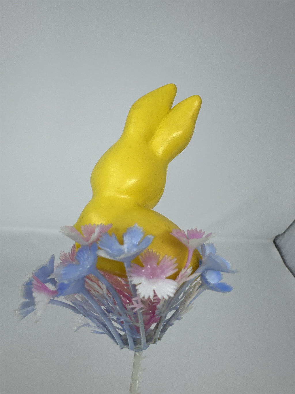 Vtg Yellow Plastic Bunny Rabbit Floral Pick Big Eye MCM Retro Easter Craft 12"