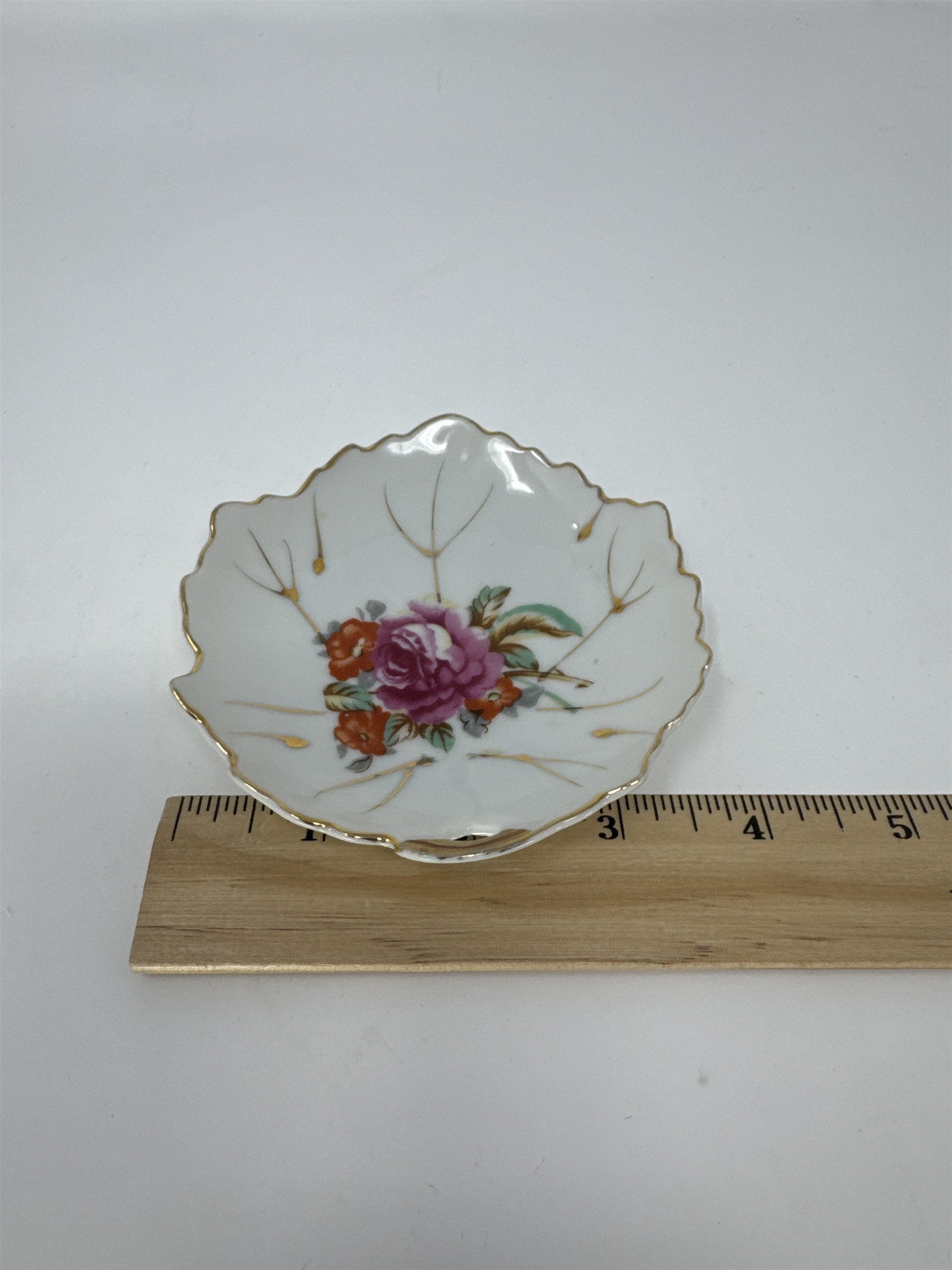 Vtg Floral Trinket Dish Gold Rim Scalloped Leaf Edge Jewelry Bowl Japan