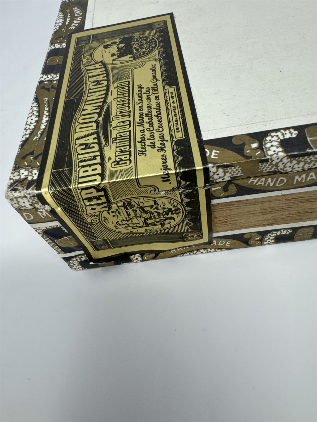 Arturo Fuente Royal Salute Empty Cigar Box Chateau Fuente Vintage Spanish Cedar