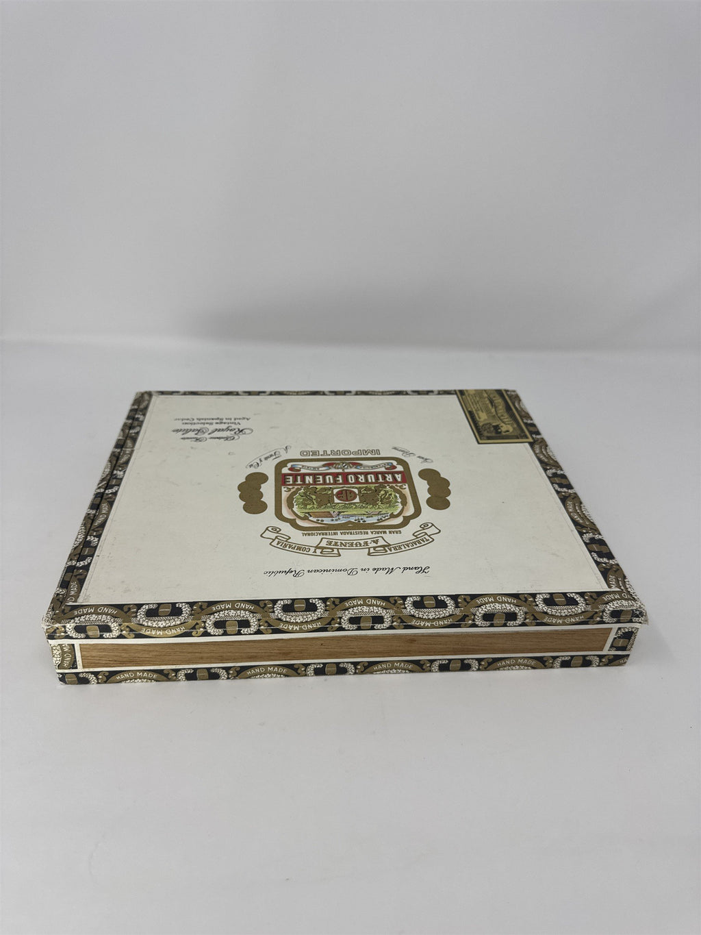 Arturo Fuente Royal Salute Empty Cigar Box Chateau Fuente Vintage Spanish Cedar