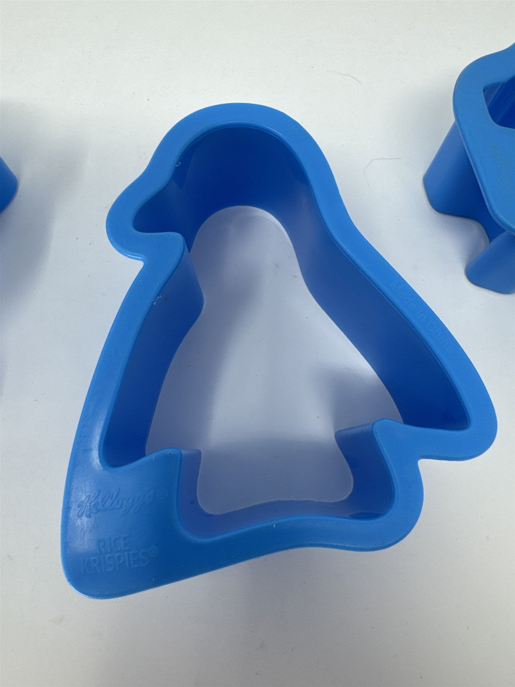 Vtg Kellogg's Rice Krispies Cookie Cutter Set Blue Plastic Polar Animals Promo