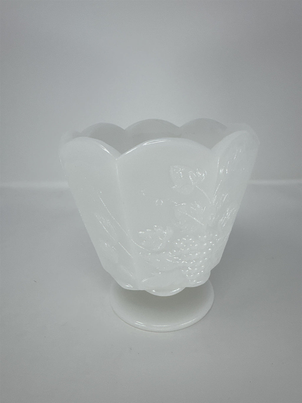 Vintage E.O. Brody Milk Glass Pedestal Planter Vase Grapes Leaves Cleveland
