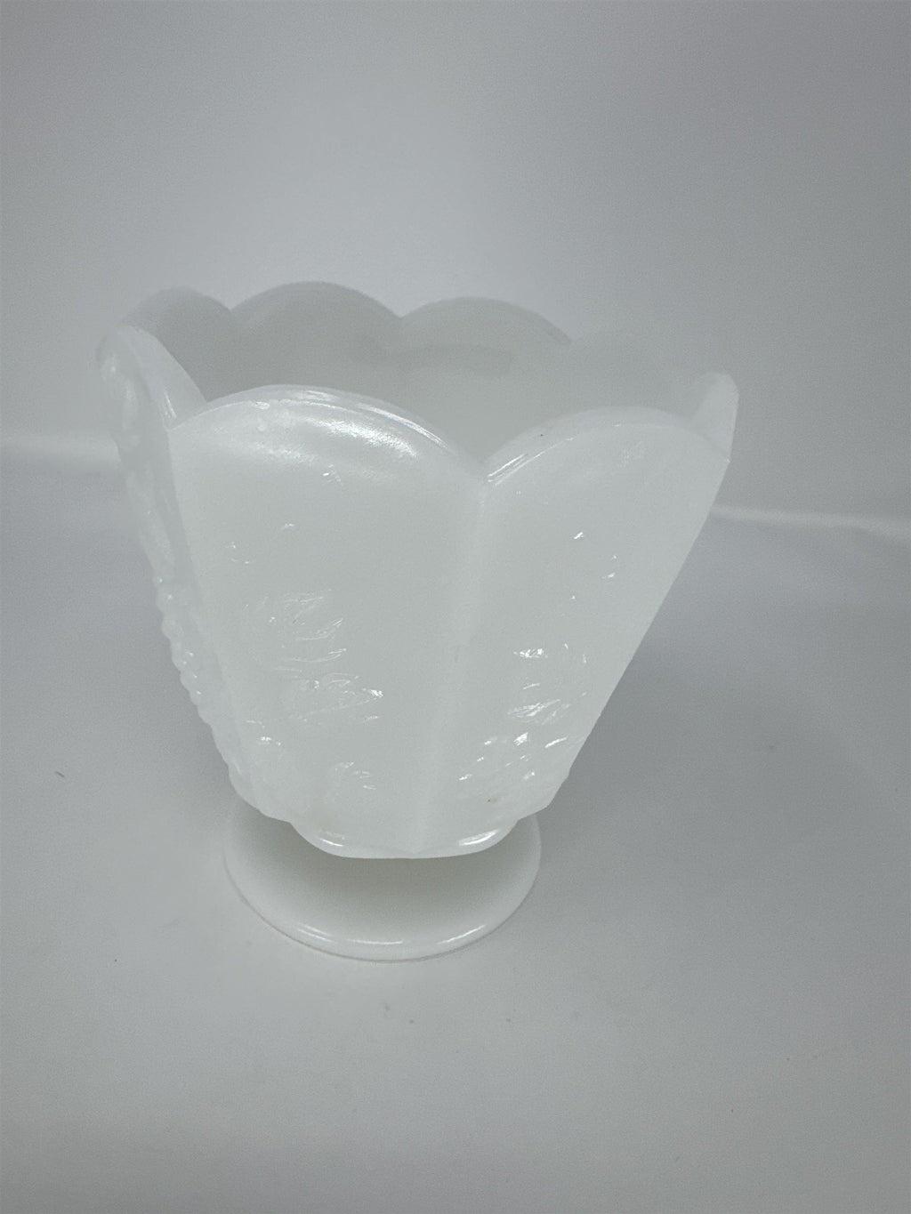 Vintage E.O. Brody Milk Glass Pedestal Planter Vase Grapes Leaves Cleveland