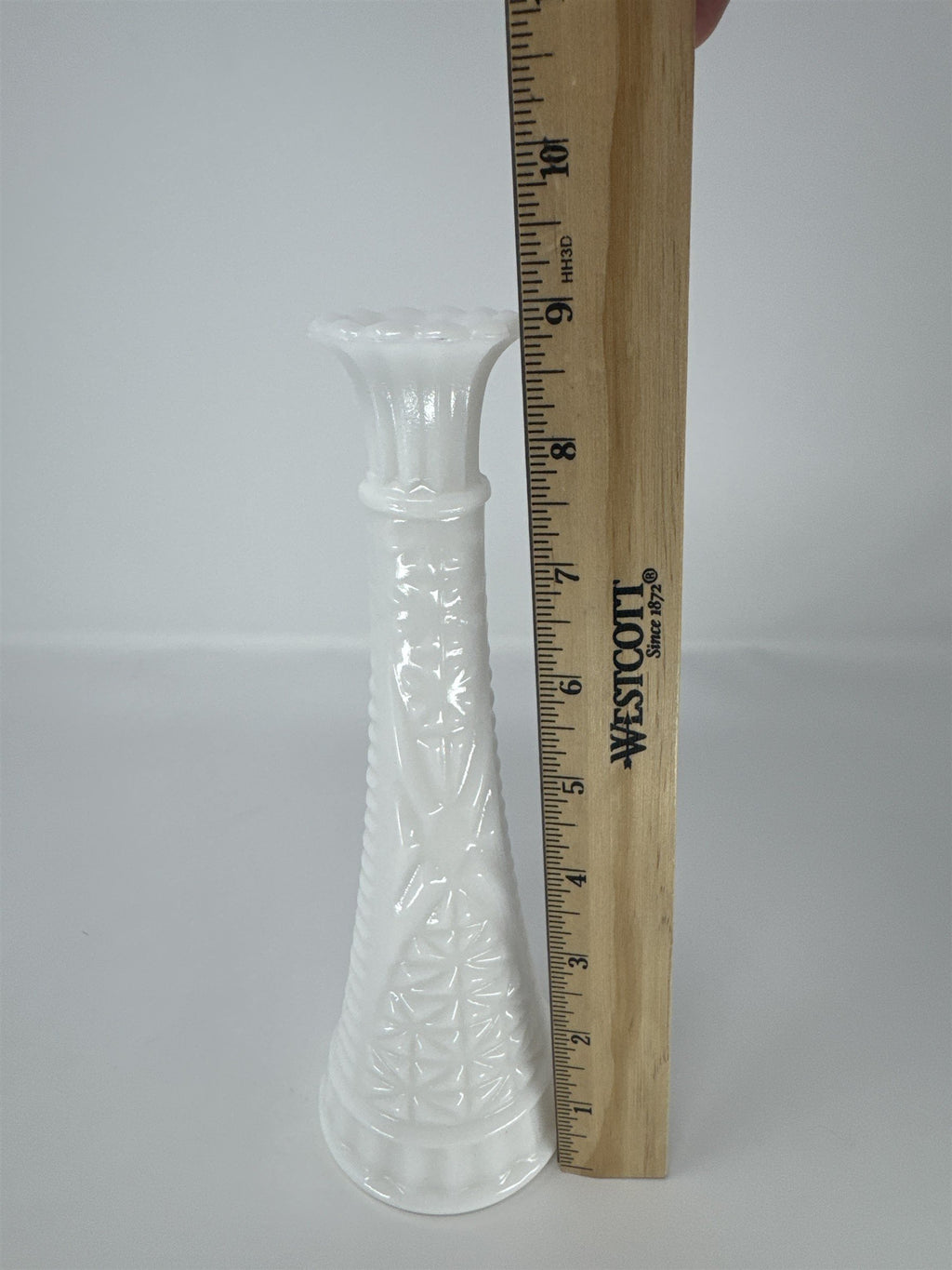 Vintage Milk Glass Bud Vase 9" Stars and Bars Diamond Pattern MCM