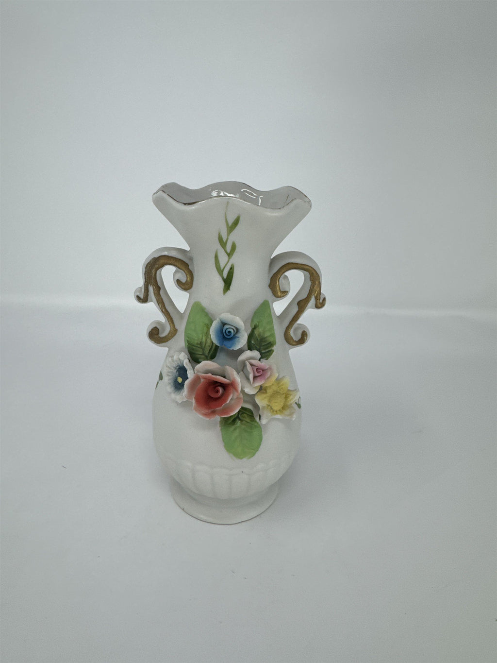 Vintage Porcelain Bud Vase 3D Applied Flowers Roses Gold Handles Taiwan