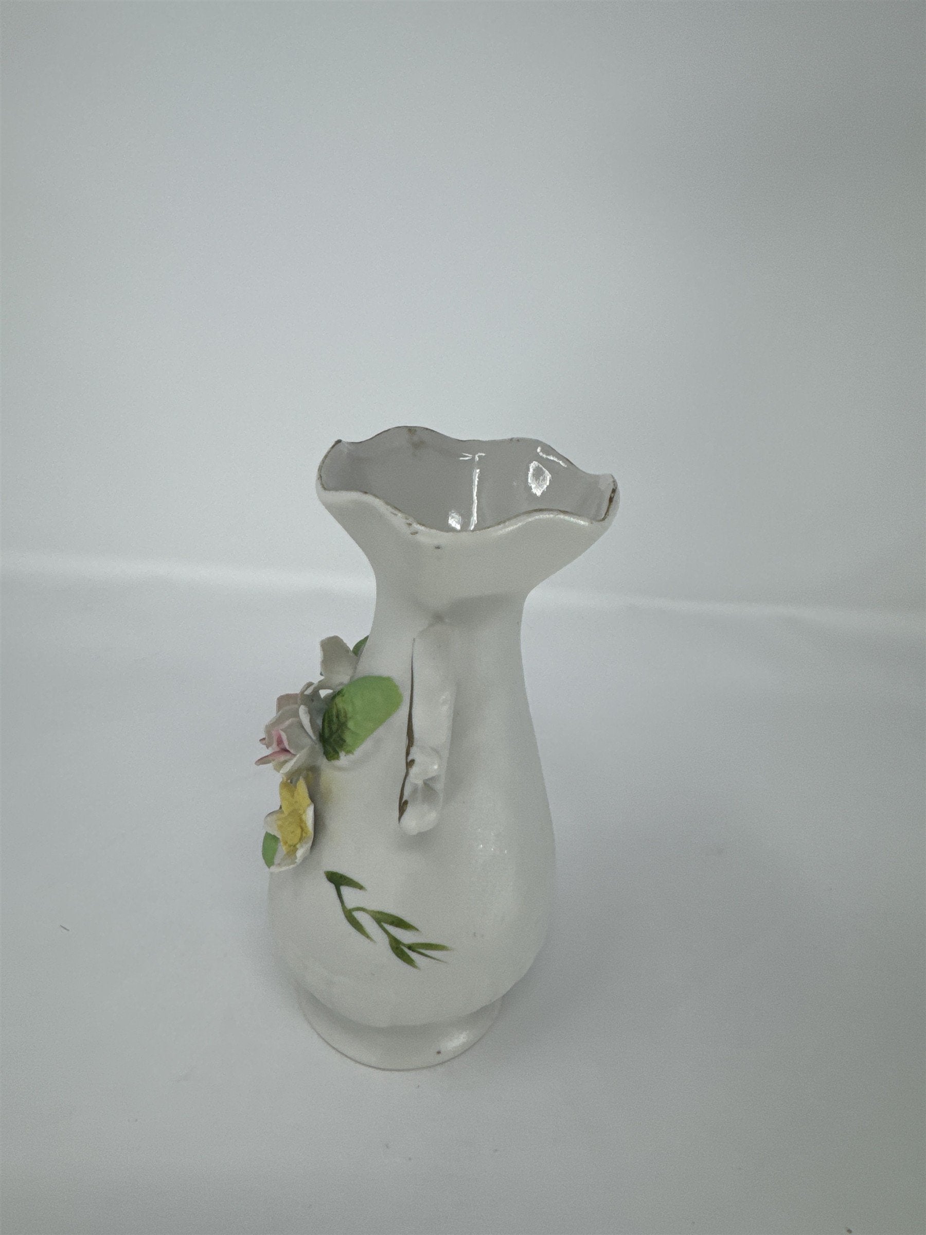 Vintage Porcelain Bud Vase 3D Applied Flowers Roses Gold Handles Taiwan