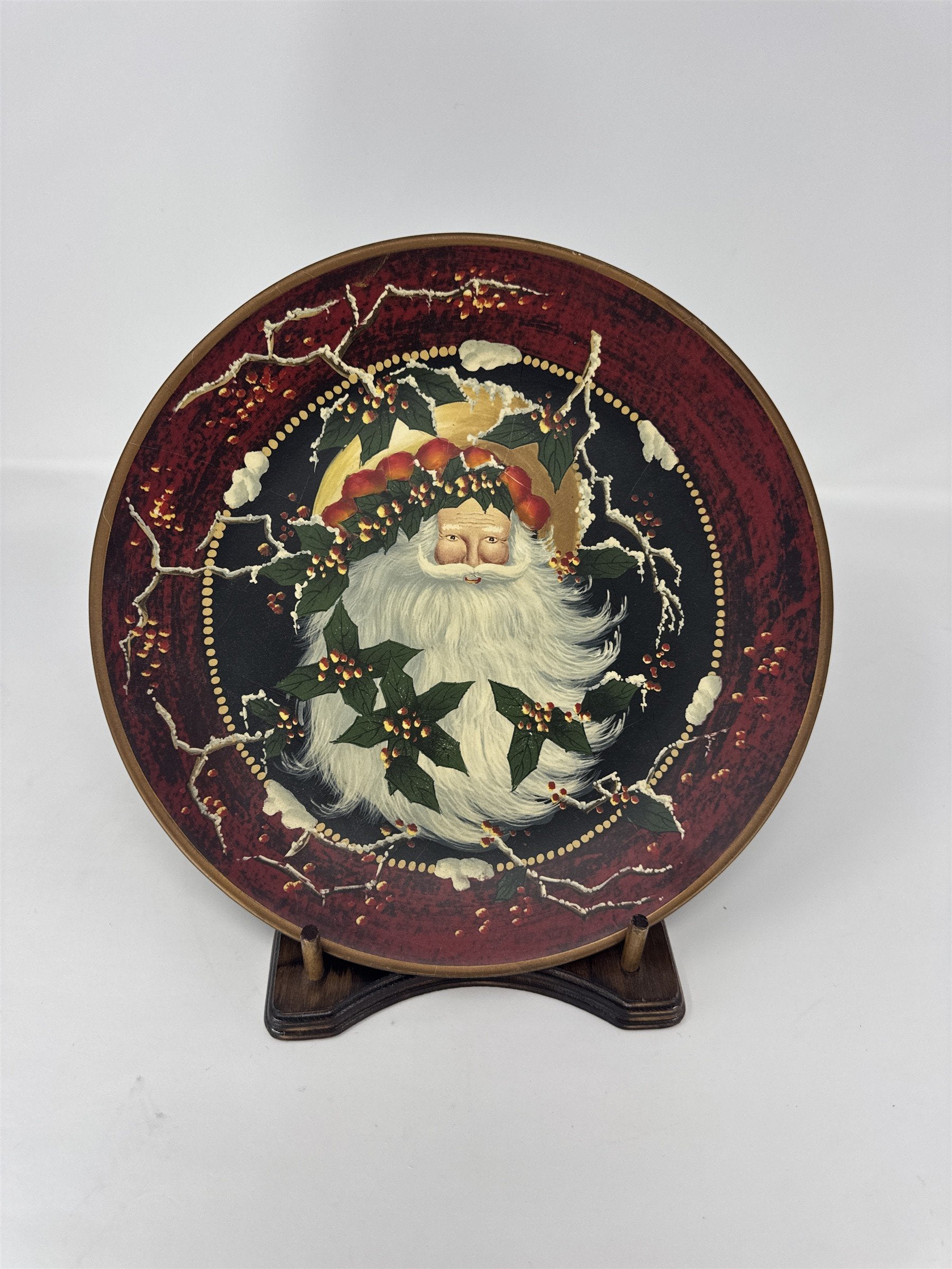 Home Interiors Old World Santa Claus Decorative Plate 2003 w/ Wood Stand 10"
