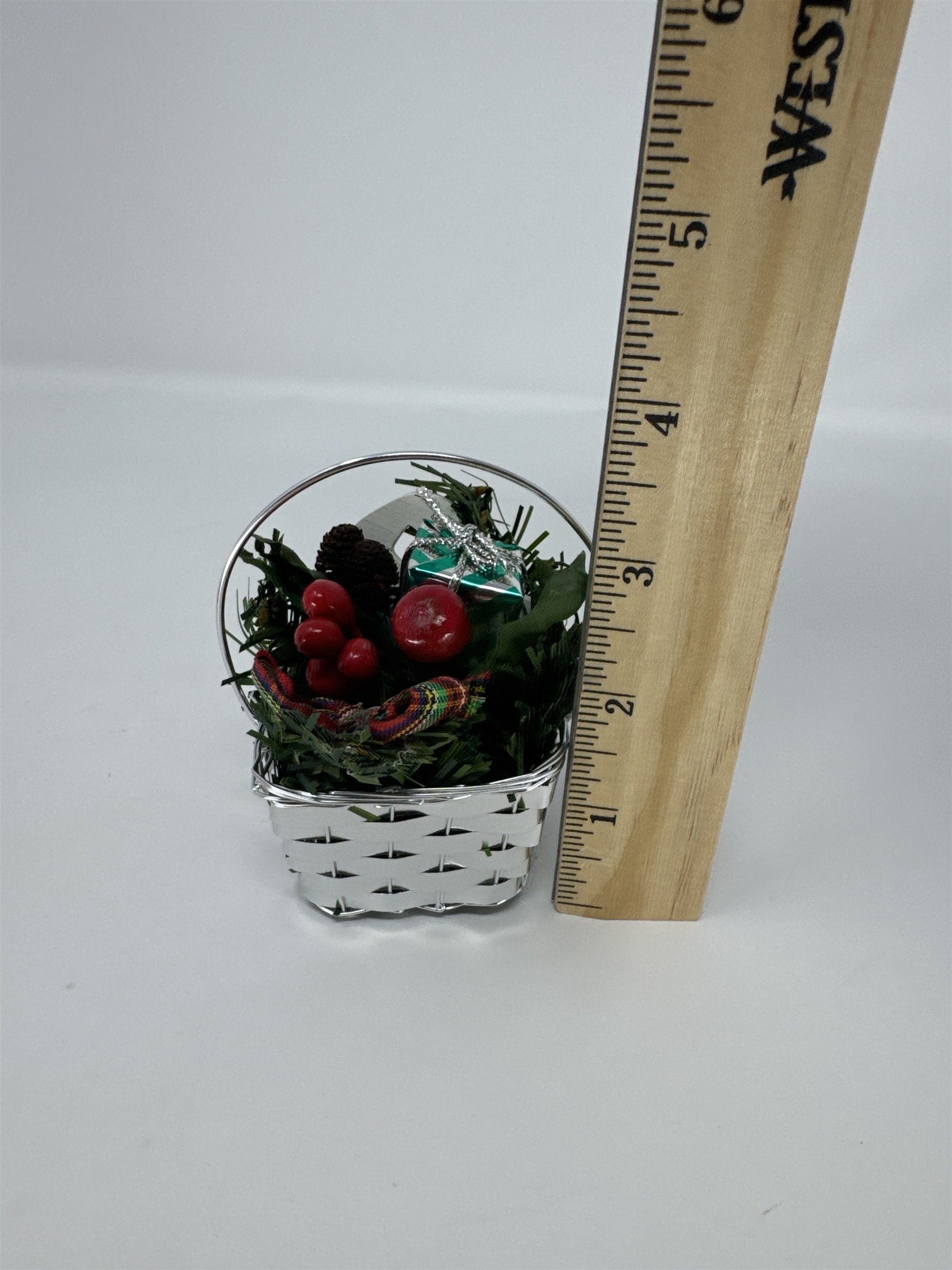 Vintage Avon Sparkling Treasures Ornament Silver Tone Basket Holiday Gift Boxed