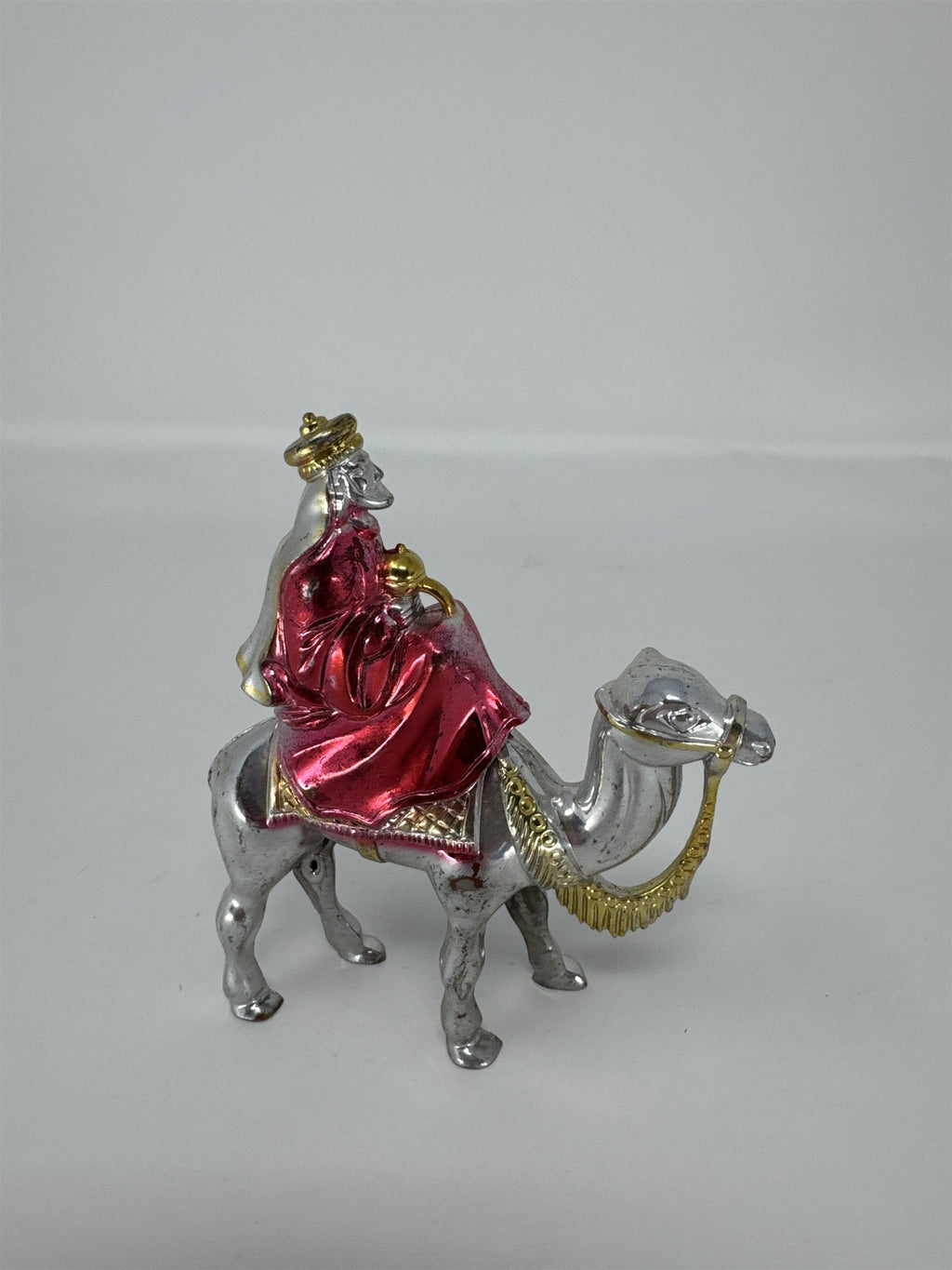Vintage Christmas Wiseman On Camel Nativity Figure Plastic Silver Red Kitsch