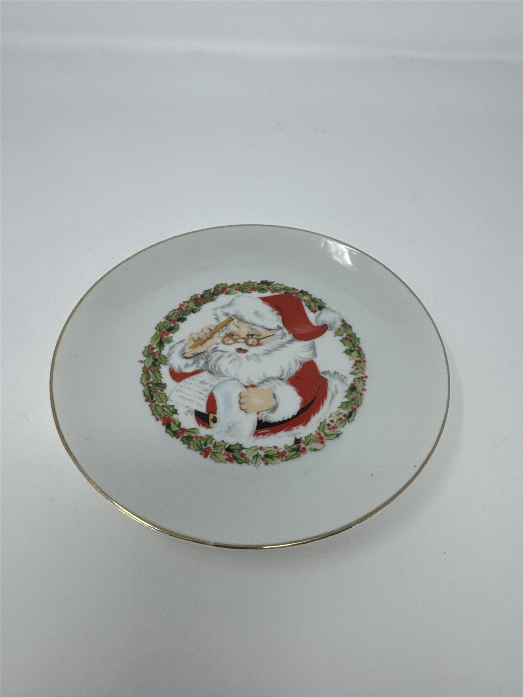 Vintage 1982 Jasco Santa Claus Decorative Plate 22K Gold Edged Fine Porcelain