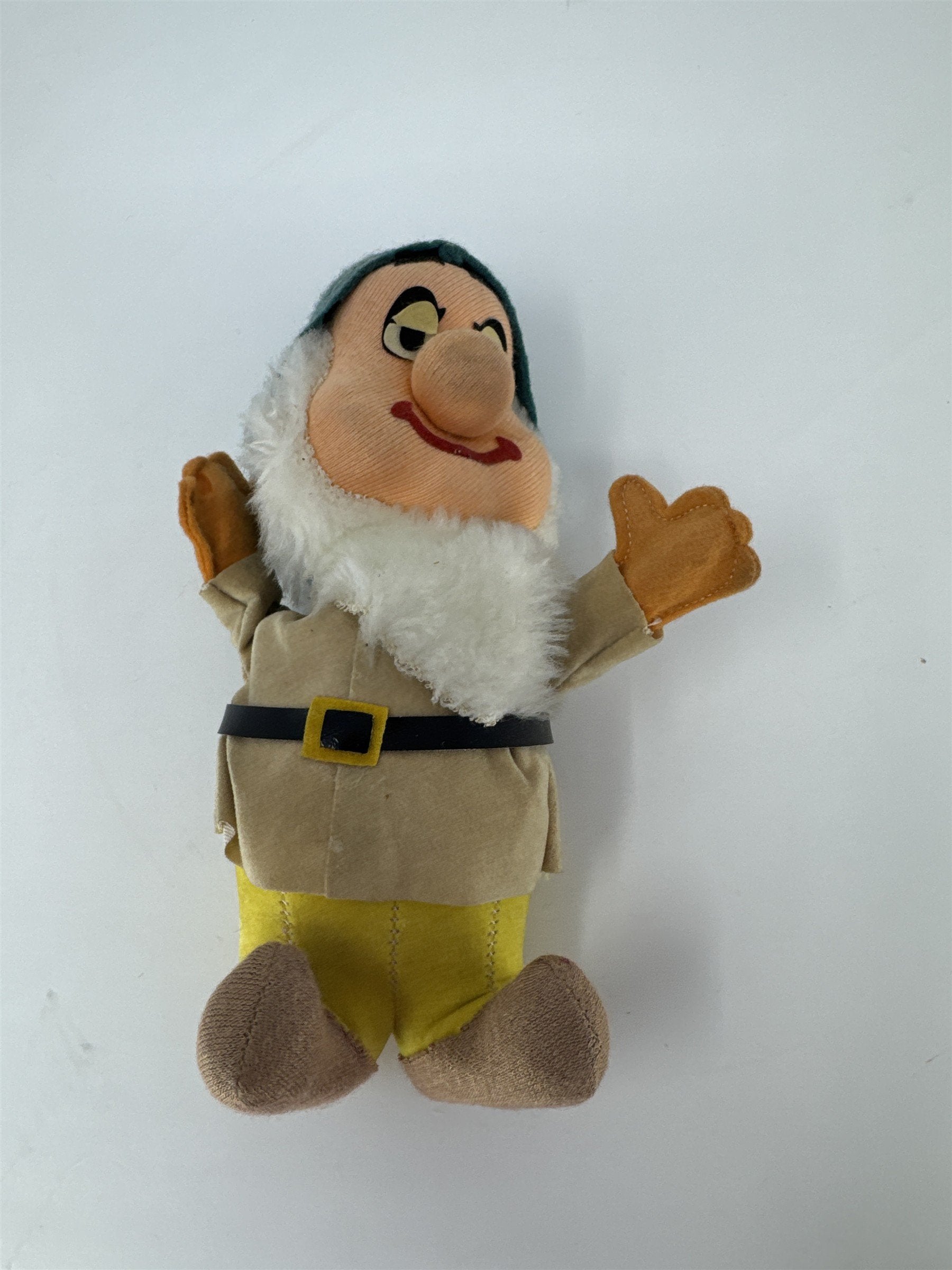 Vintage Walt Disney Productions Sleepy Dwarf Plush Made in Japan Snow White