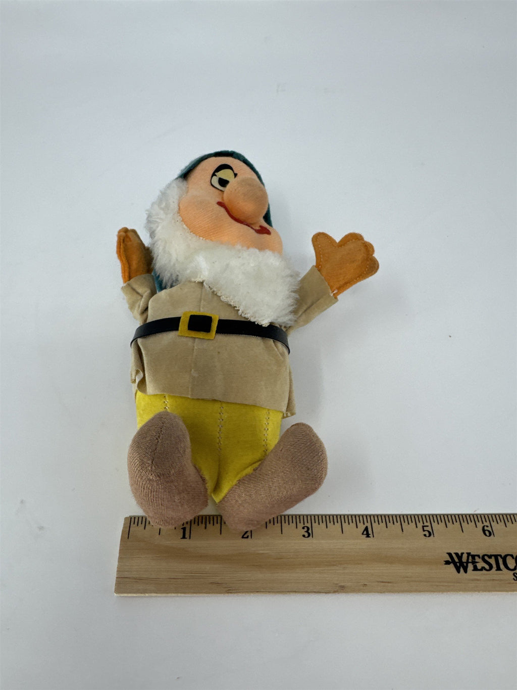 Vintage Walt Disney Productions Sleepy Dwarf Plush Made in Japan Snow White