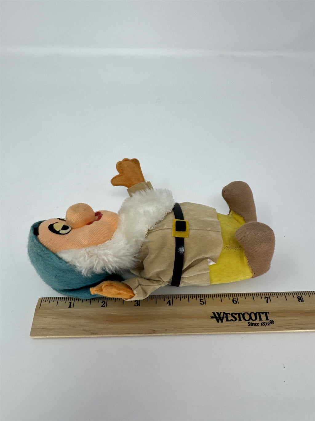 Vintage Walt Disney Productions Sleepy Dwarf Plush Made in Japan Snow White