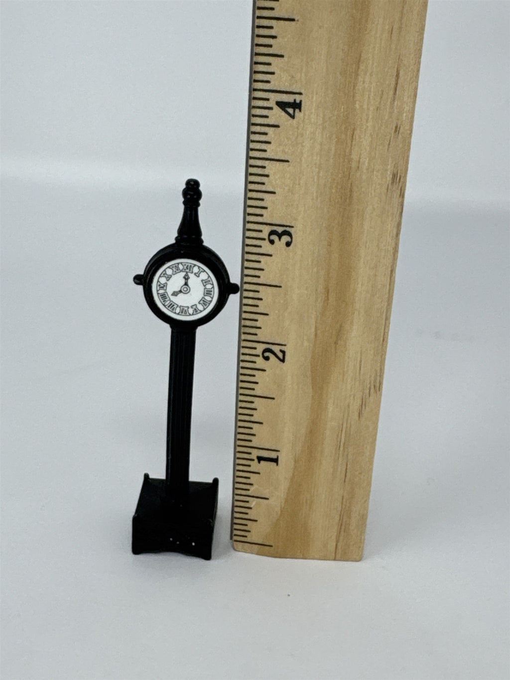 Vintage Dept 56 Town Square Clock Tower Miniature Dickens Village Taiwan