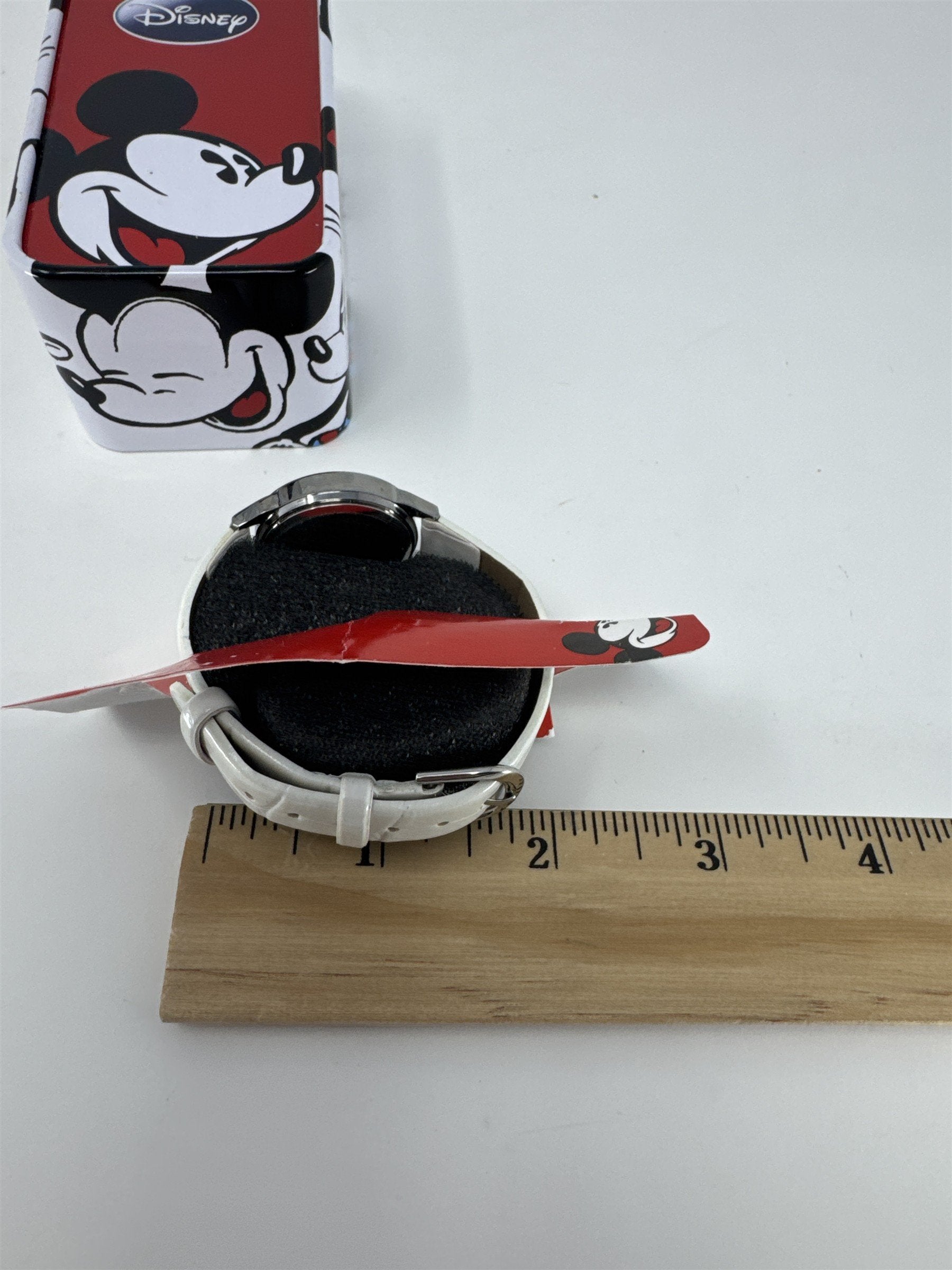 Disney Mickey Mouse Nurse Watch Silver Tone White Leather Watch /w Tin Case