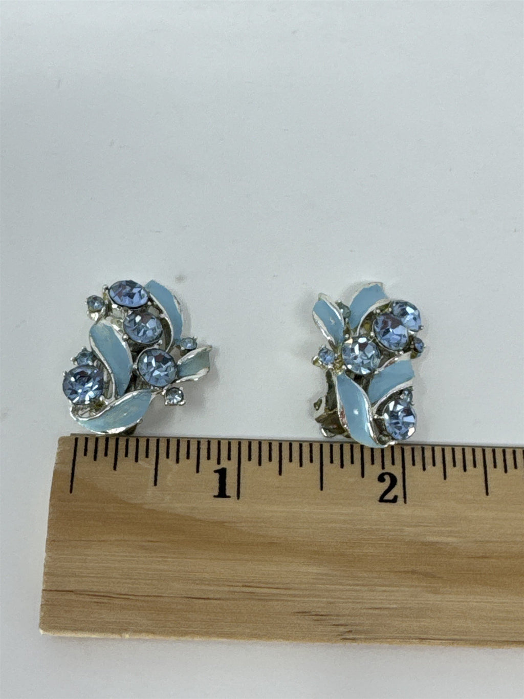 Vintage Blue Rhinestone Clip On Earrings Silver Tone Cluster Mid Century Retro