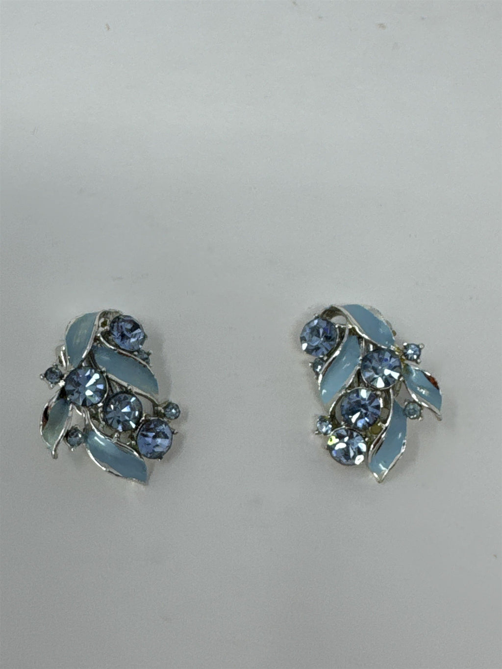 Vintage Blue Rhinestone Clip On Earrings Silver Tone Cluster Mid Century Retro