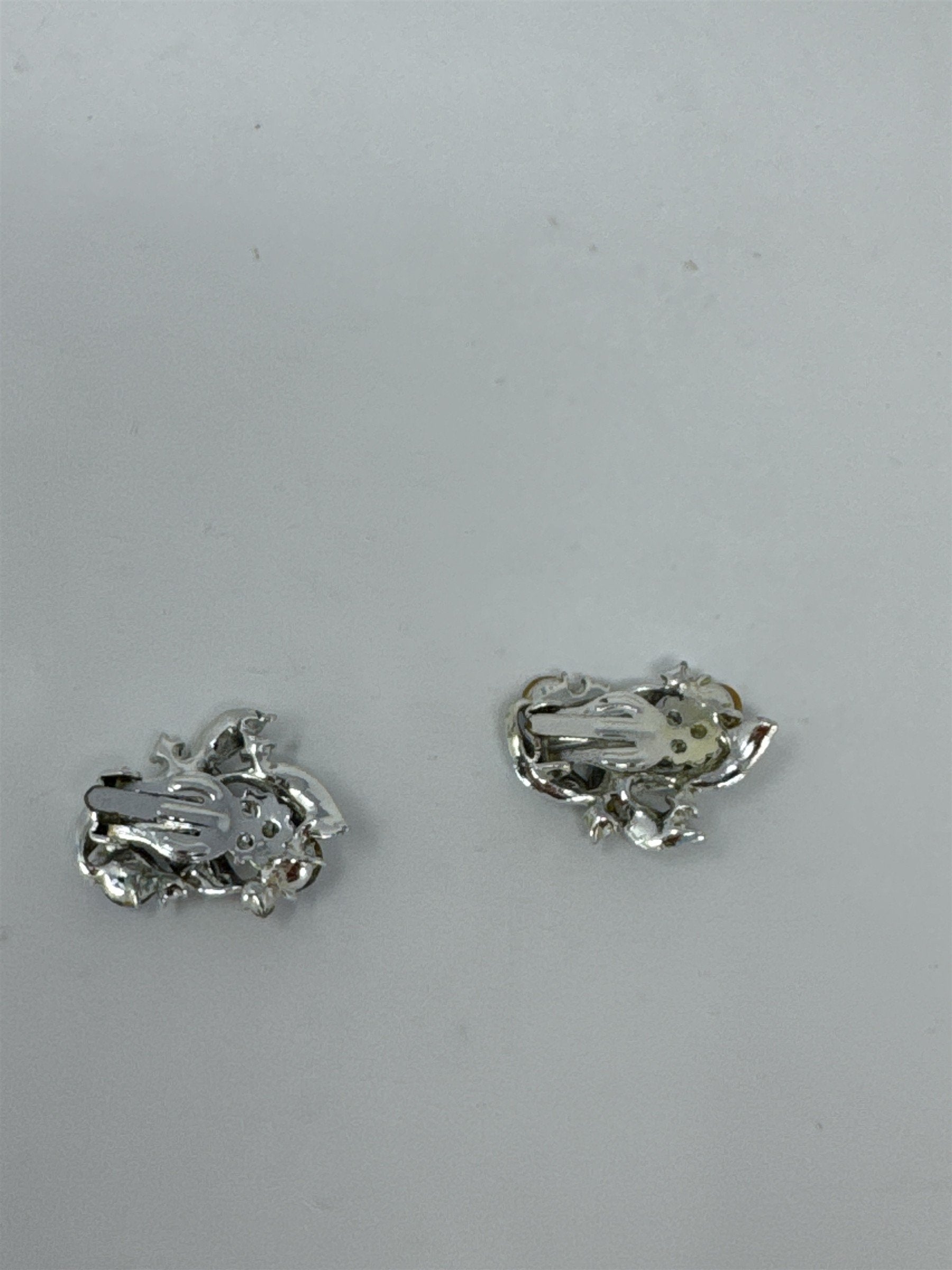 Vintage Blue Rhinestone Clip On Earrings Silver Tone Cluster Mid Century Retro