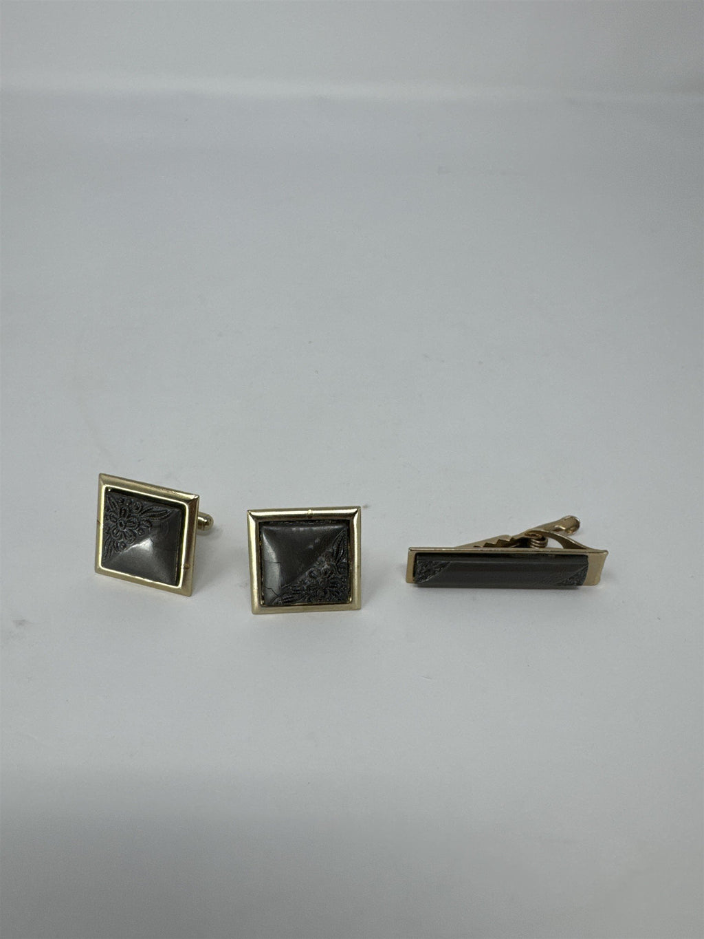 Vintage Mens Cufflinks Tie Bar Set Gold Tone Gray Etched Floral Mid Century VTG