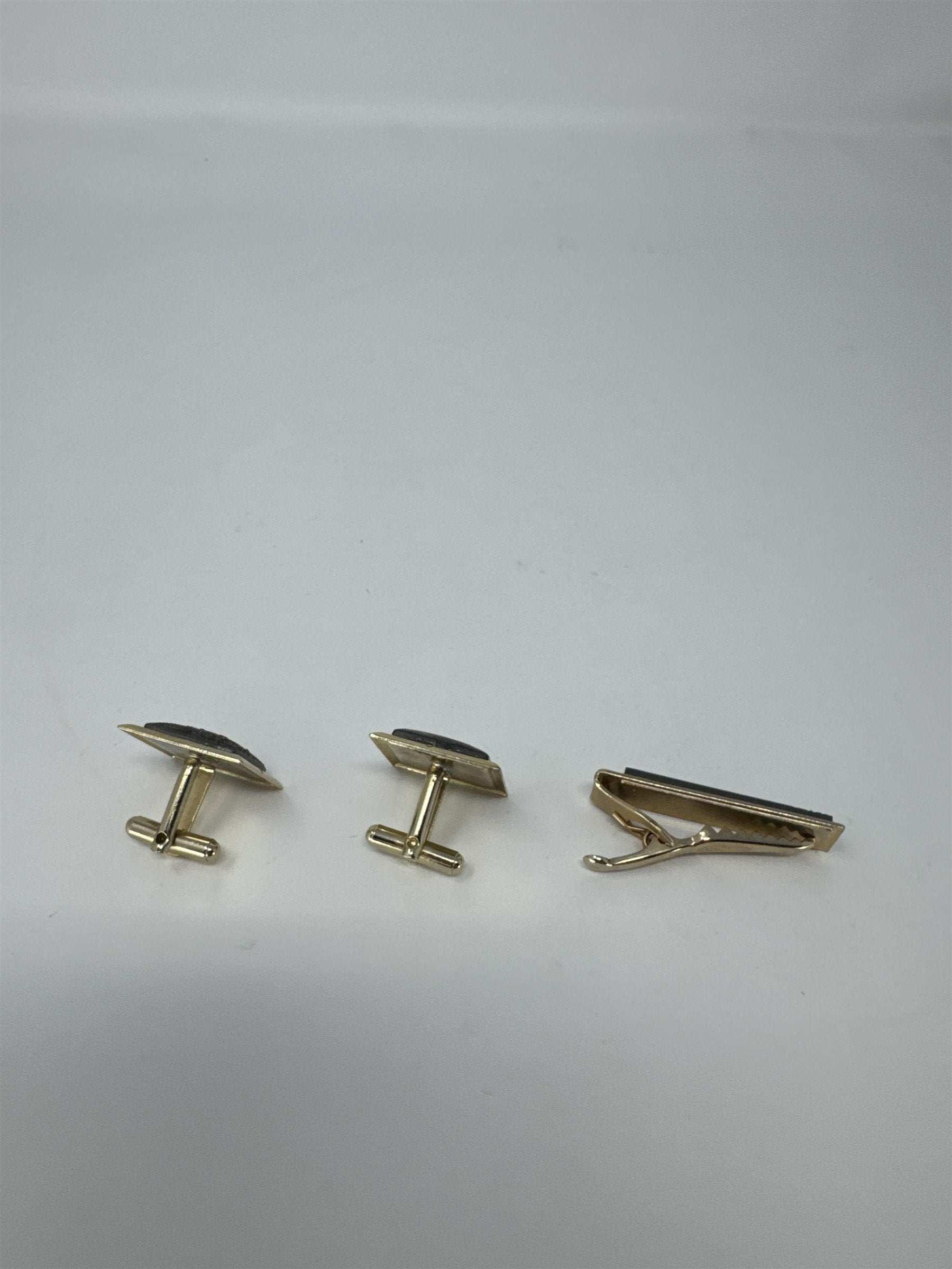 Vintage Mens Cufflinks Tie Bar Set Gold Tone Gray Etched Floral Mid Century VTG