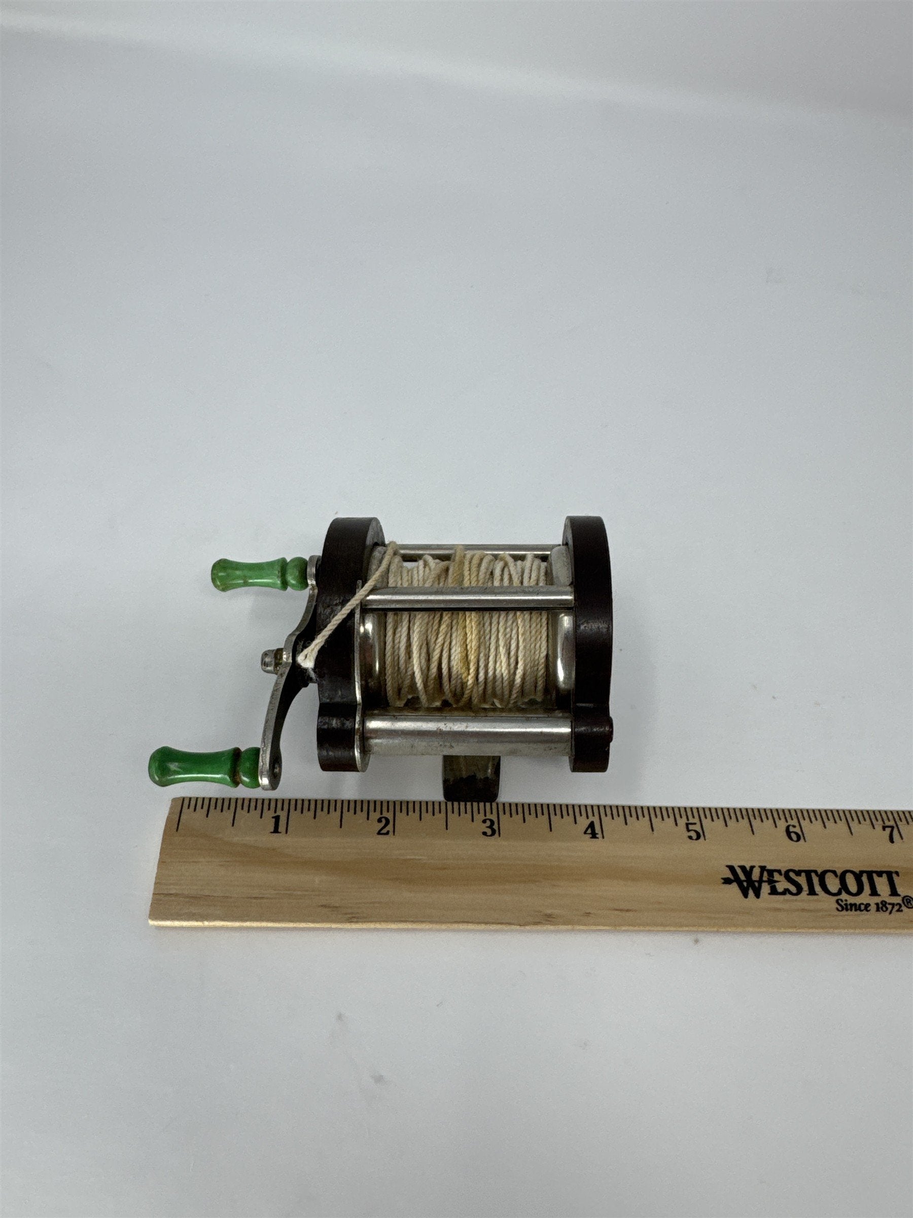 Vtg 1940s 50s Fishing Reel Green Swirl Knobs Made in USA Antique Tackle Decor