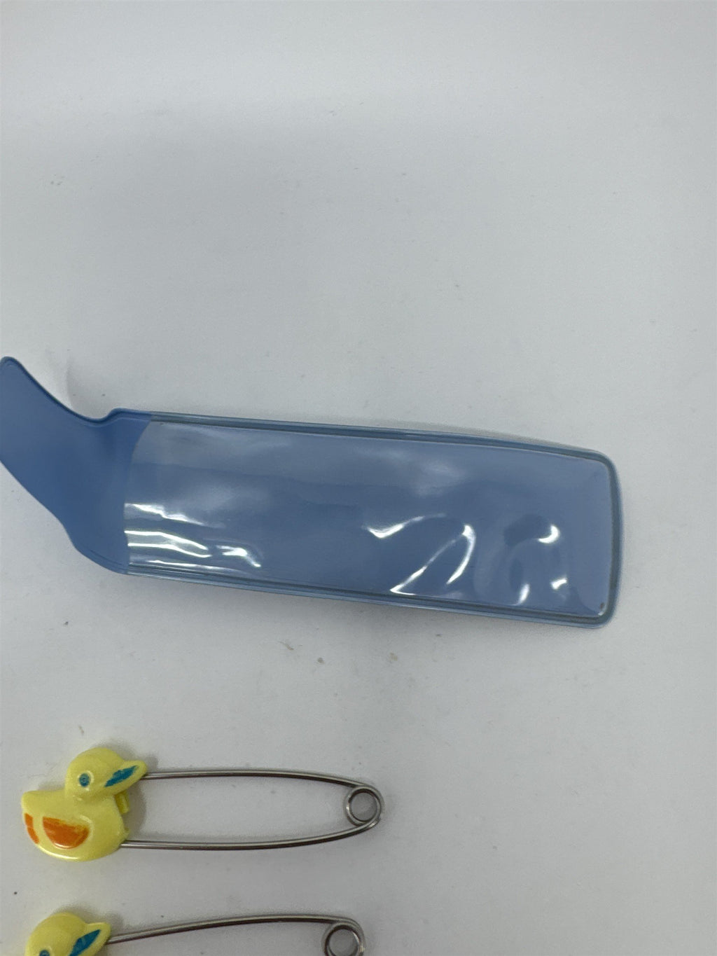 Vtg Geisinger Wyoming Valley Medical Center Diaper Pins Yellow Ducklings Pouch