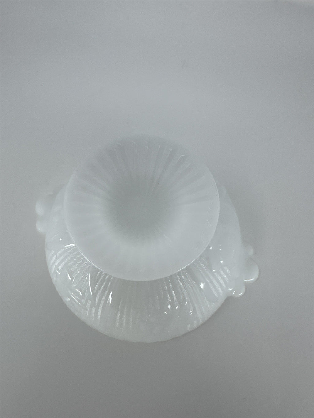 Vtg Westmoreland Milk Glass Pedestal Bowl Floral Pattern Scalloped Candy Dish