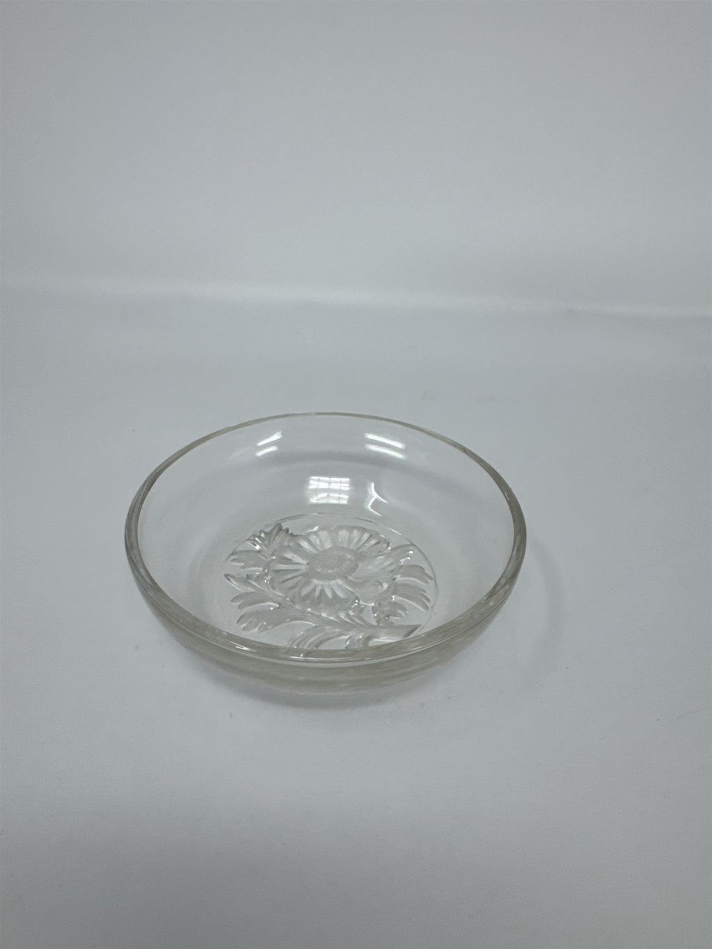 Vtg Clear Pressed Glass Berry Bowl Sunflower Floral Pattern Dessert Dish