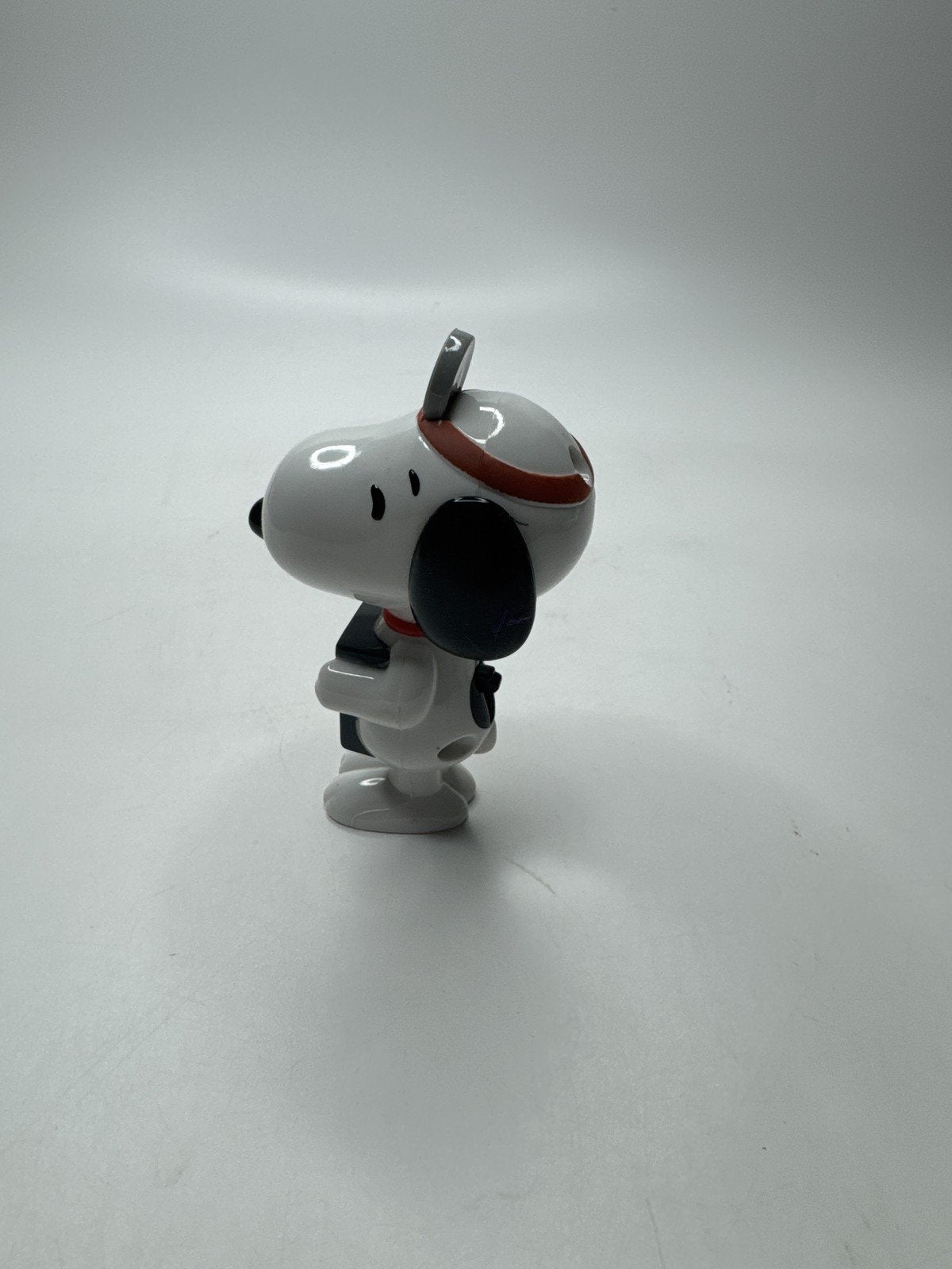 Snoopy Burger King Toy 2006 Peanuts Skater Figure Collectible UFS Charlie Brown